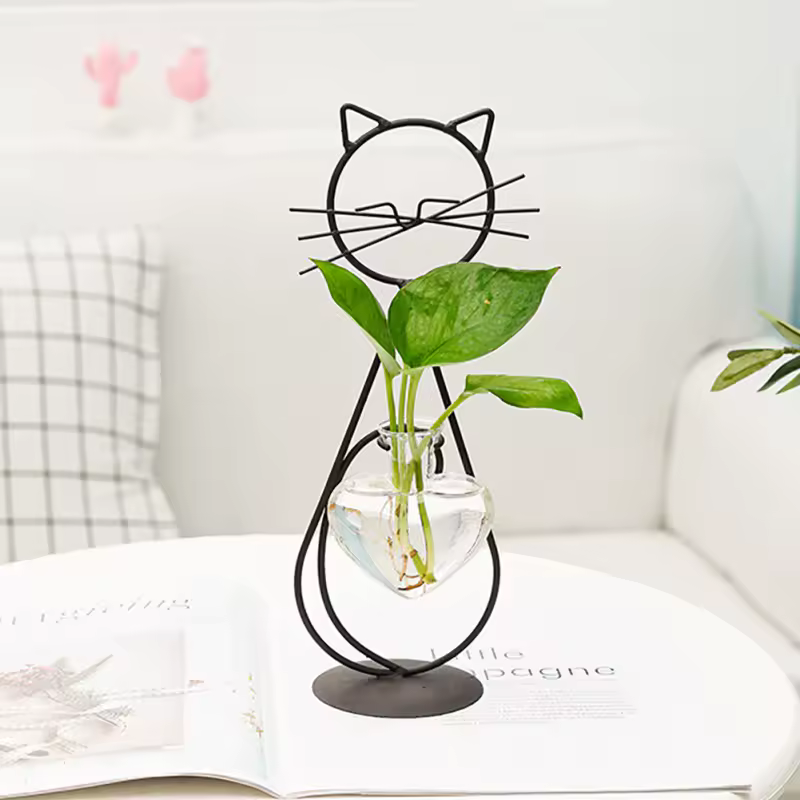 Hydroponic Glass Heart Vase With Metal Holder