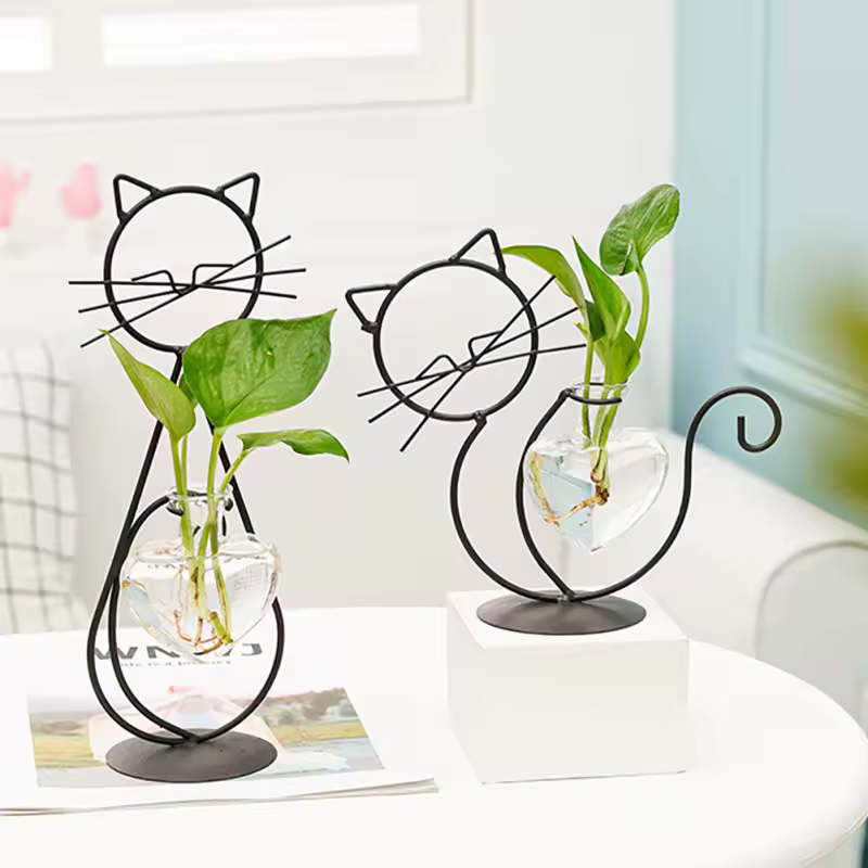 Hydroponic Glass Heart Vase With Metal Holder